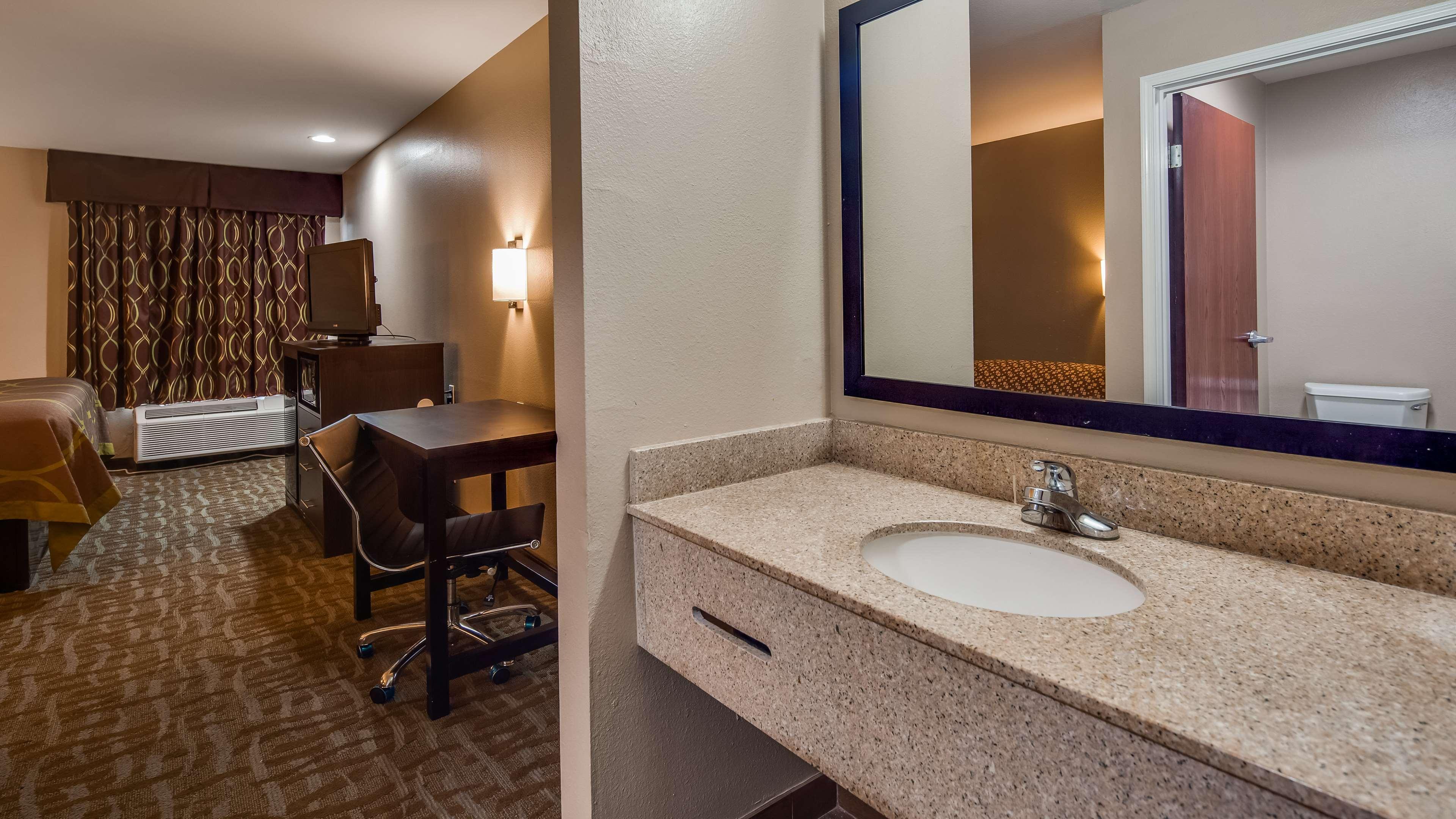Surestay Hotel By Best Western Alexandria Airport Ngoại thất bức ảnh