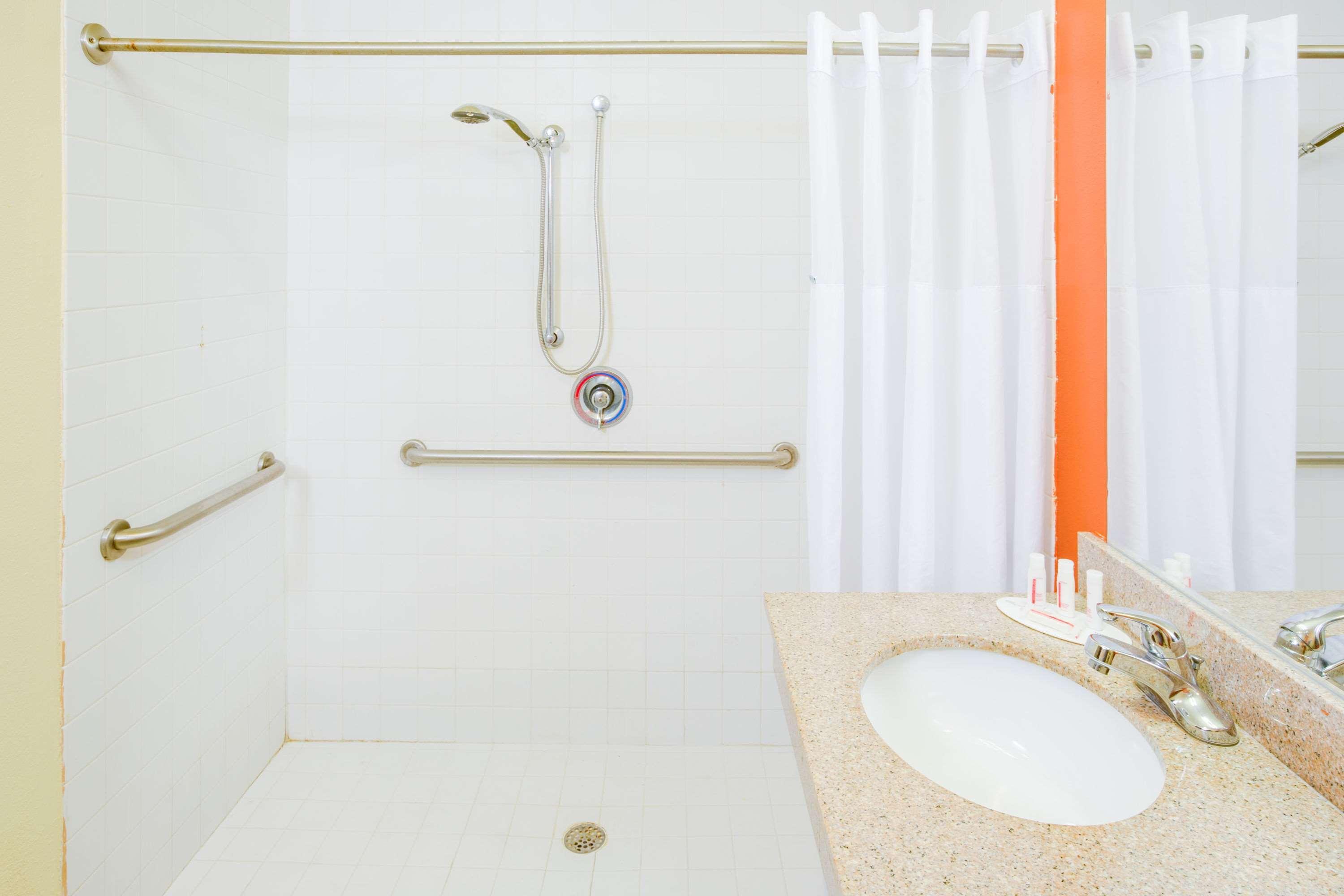 Surestay Hotel By Best Western Alexandria Airport Ngoại thất bức ảnh