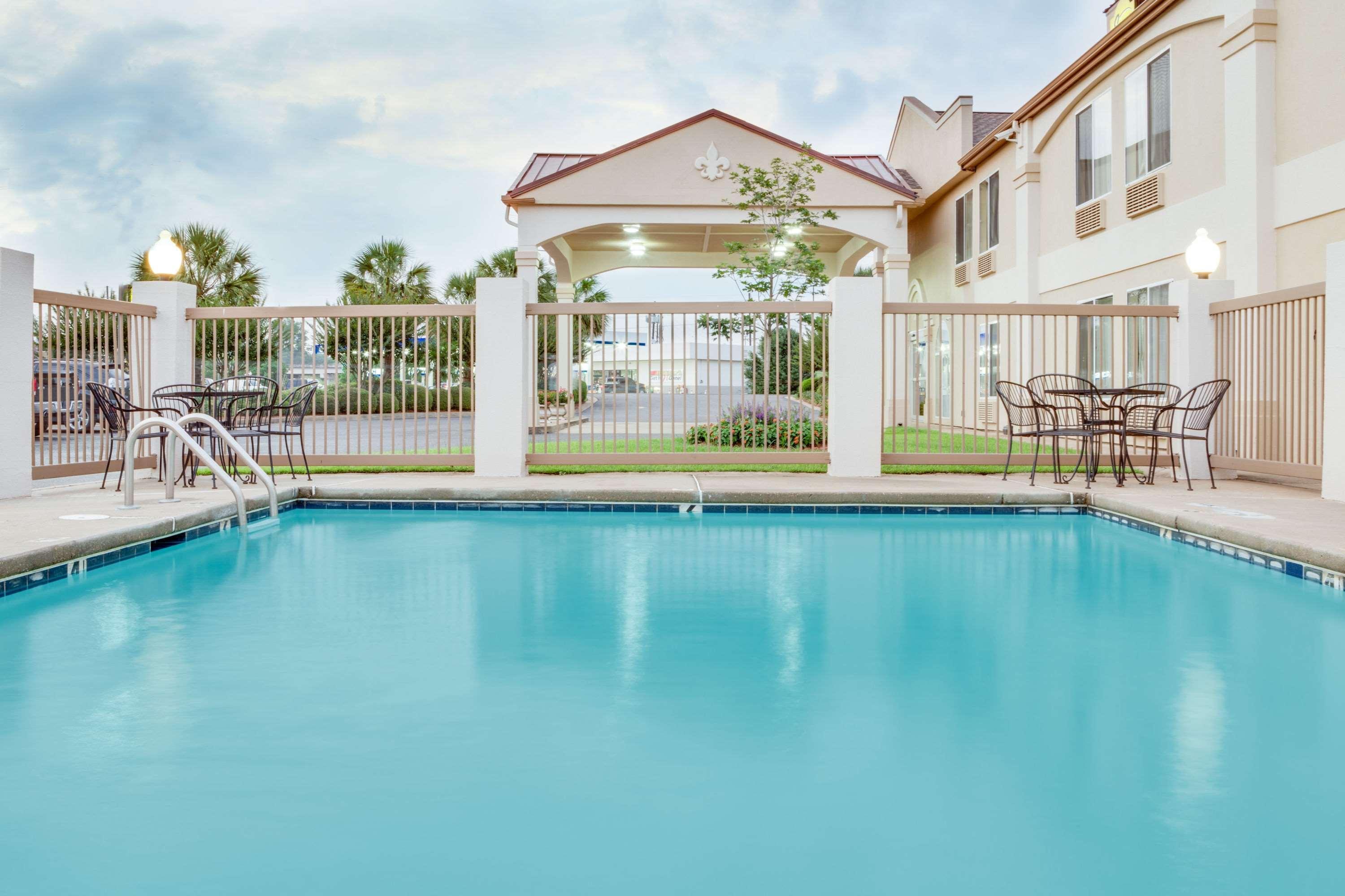 Surestay Hotel By Best Western Alexandria Airport Ngoại thất bức ảnh